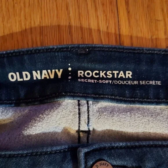 Old Navy Women's Size 18 Rockstar Super Skinny Ankle Jeans  Blue Cotton Blend - Picture 4 of 13